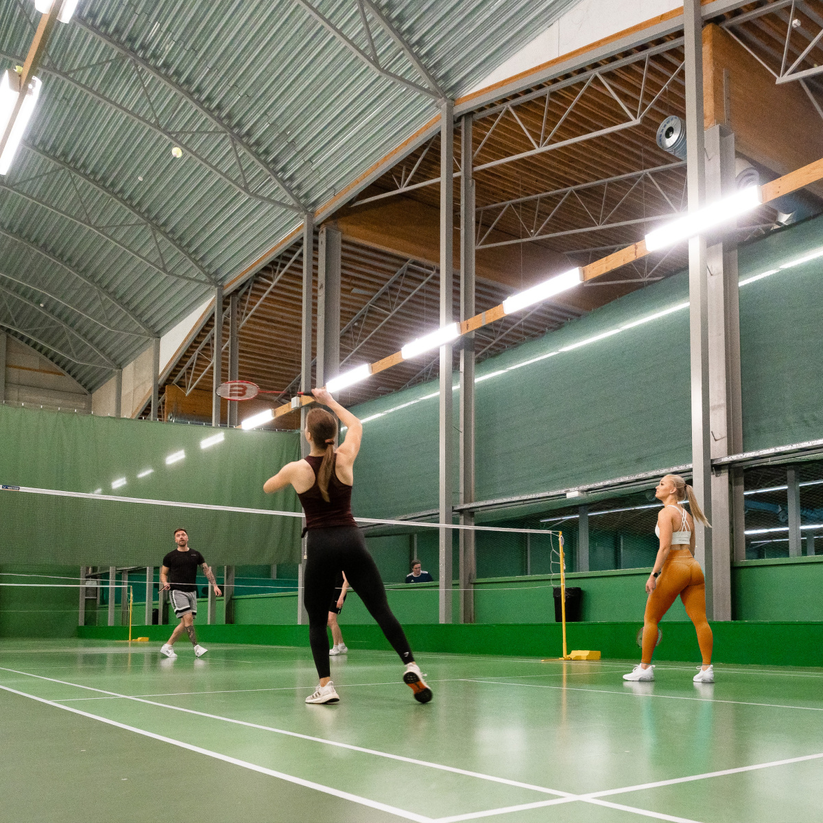Tennis, sulis, squash, pöytätennis, pickleball, Liikuntakeskus Hukka, Oulu